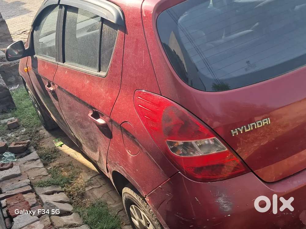 Hyundai New I20 2009 Cng & Petrol 100000 Km Driven