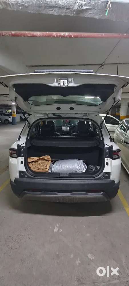 Maruti Brezza Lxi 2024