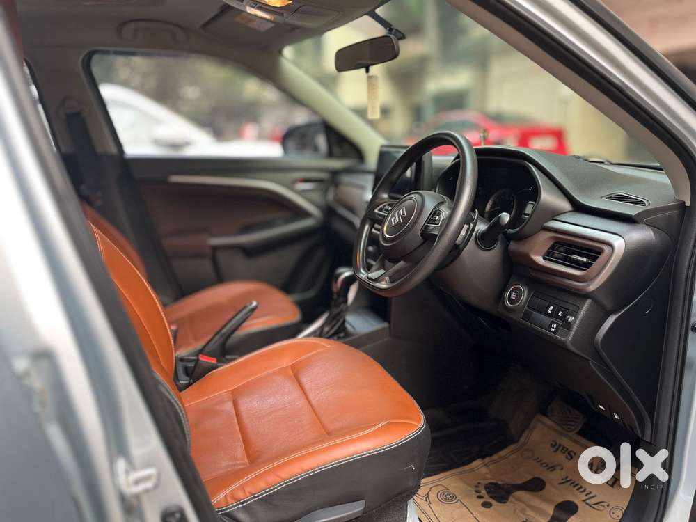 Maruti Suzuki Brezza 1.5 Zxi At Smart Hybrid, 2023, Petrol