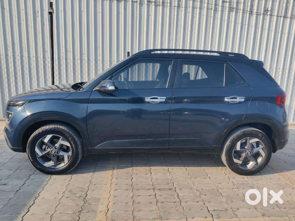 Hyundai Venue Sx, 2019, Petrol