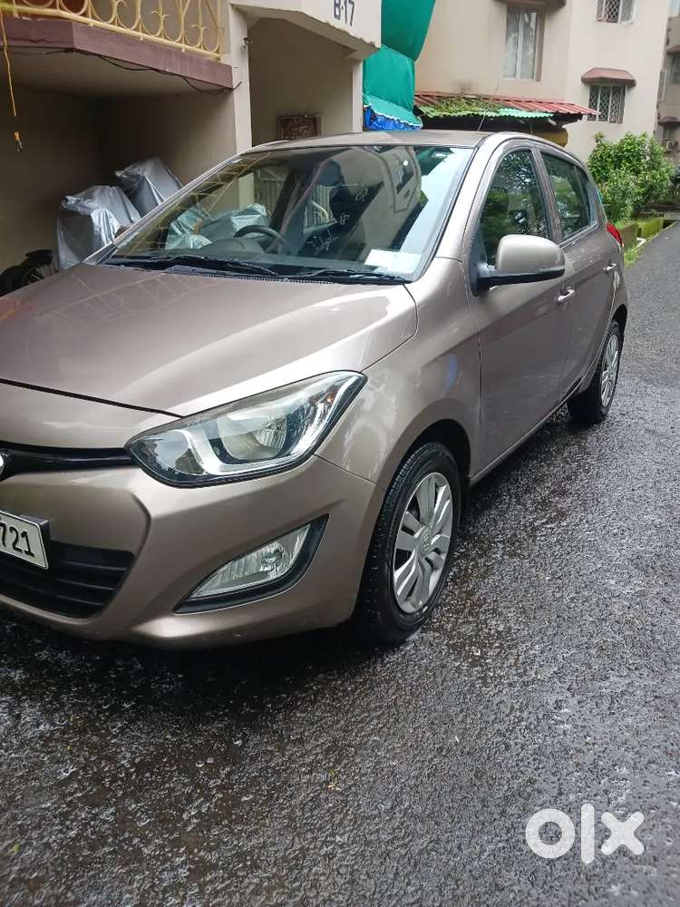 Hyundai I20 Sportz Automatic Petrol 2012