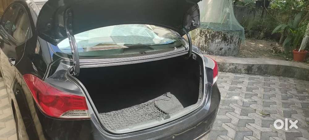 Hyundai Elantra Crdi Sx 1.6 At