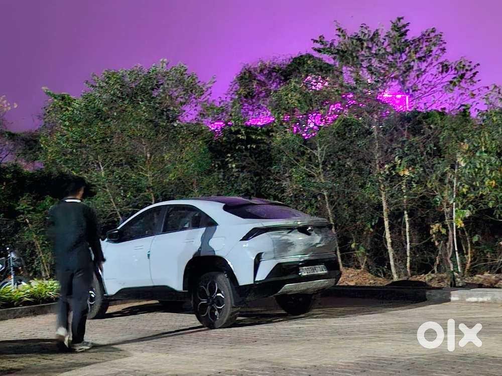 Tata Curvv Accomplished Plus A 1.2 Hyperion Gdi Petrol 6mt, 2025, Pe..