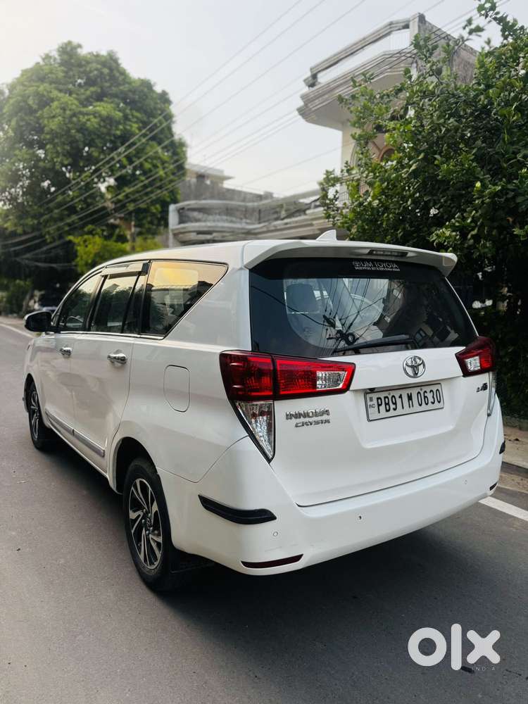 Toyota Innova Crysta [2020-ongoing] 2.4 Gx At 7 Str, 2020, Diesel