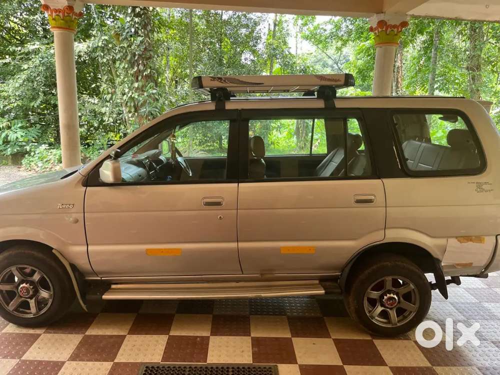 Chevrolet Tavera Neo 2014 Diesel Well Maintained