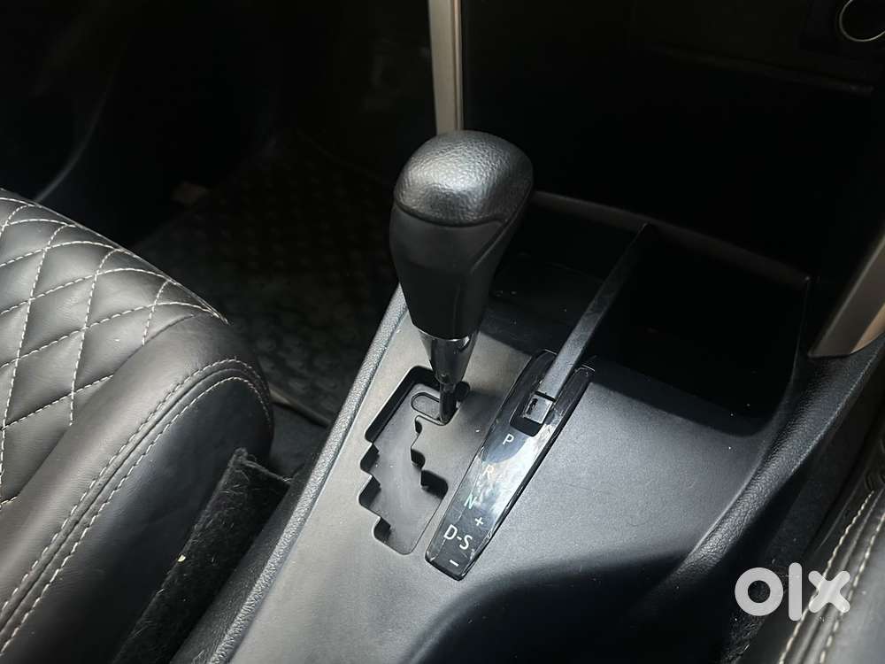 Toyota Innova Crysta 2.8 Gx At, 2017, Diesel