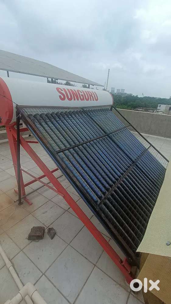 Solar water heater