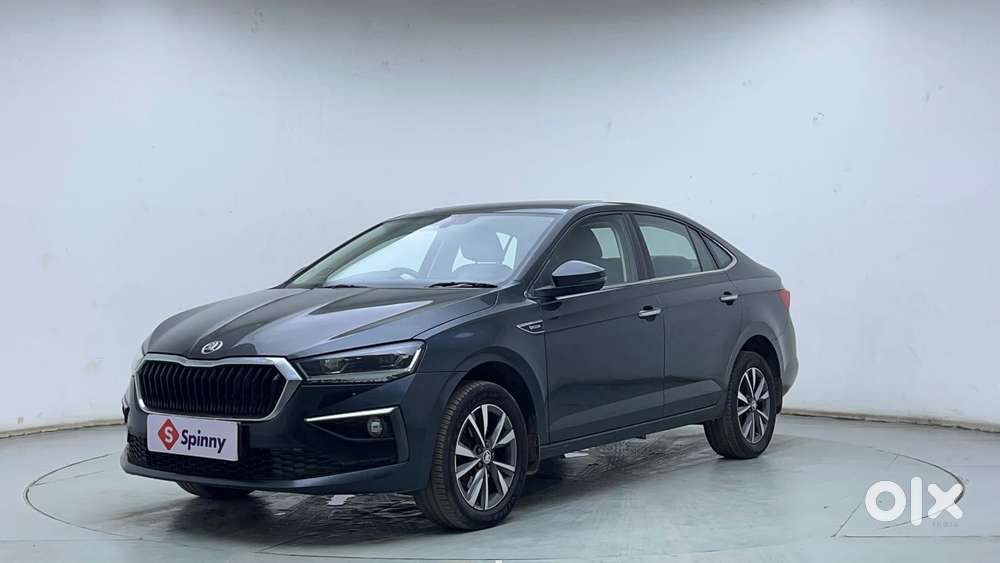 Skoda Slavia Style 1.0l Tsi At, 2023, Petrol