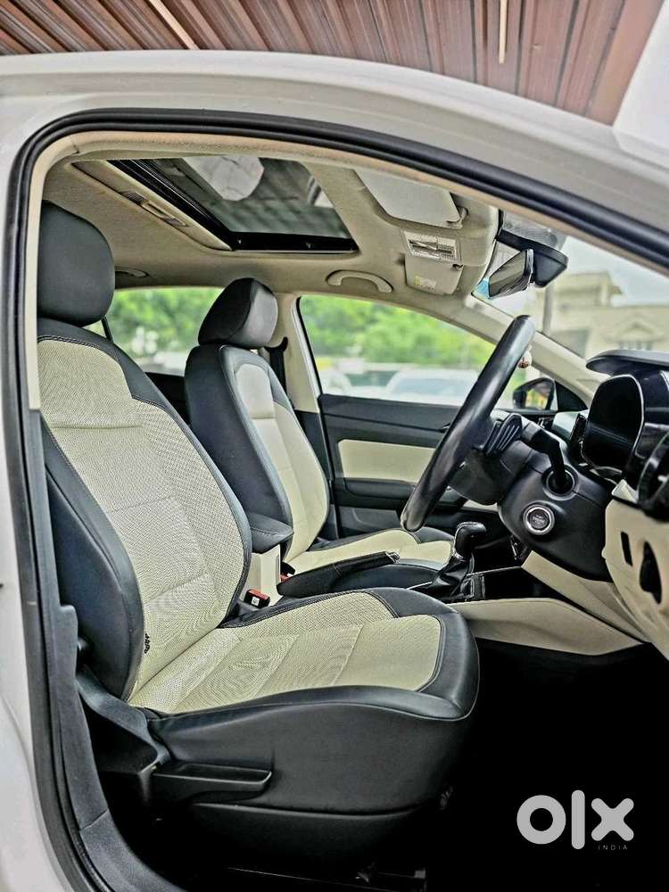 Skoda Slavia Style 1.5l Tsi Dsg, 2022, Petrol