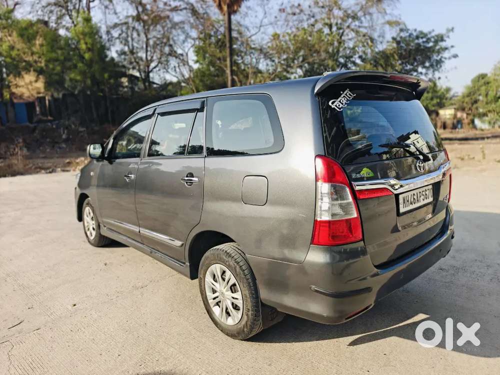 Toyota Innova 2.5 G 8-seater 2015