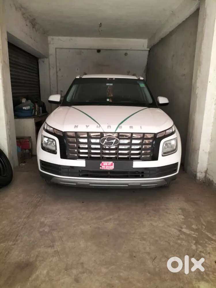 Hyundai Venue N Line 20024 Petrol 45000 Km Driven
