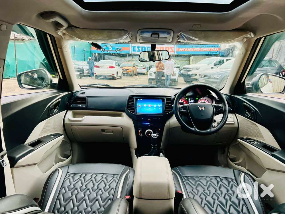 Mahindra Xuv300 W4, 2023, Petrol