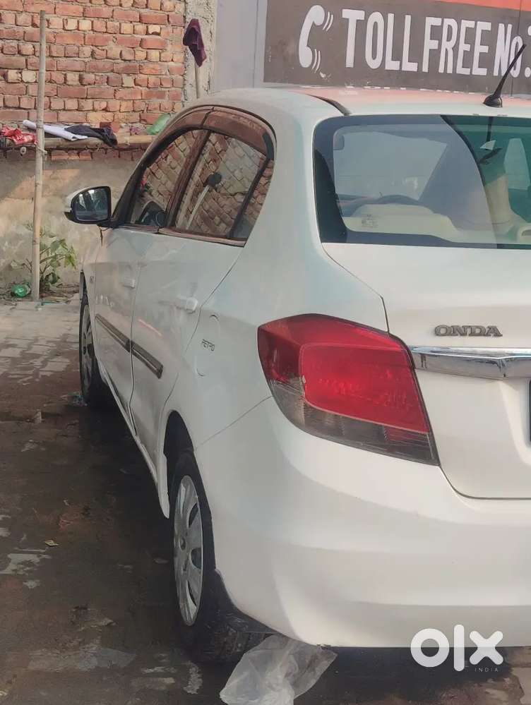 Honda Amaze 2015 Petrol Good Condition With Out Side Cng Dryogeshdagar