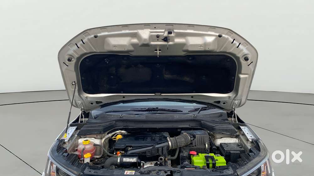 Mahindra Xuv300 W8 Option, 2020, Petrol