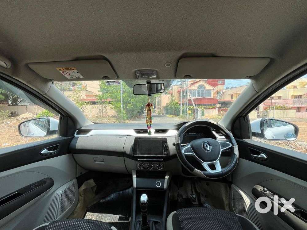 Renault Triber Rxz, 2020, Petrol