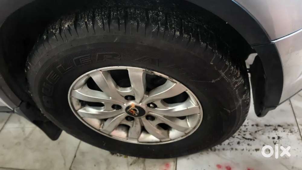 Mahindra Xuv500 1.99 Fwd W8 Automatic 2017