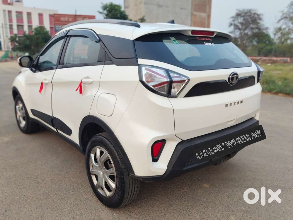 Tata Nexon 1.5 Revotorq Xma Amt (s), 2022, Diesel