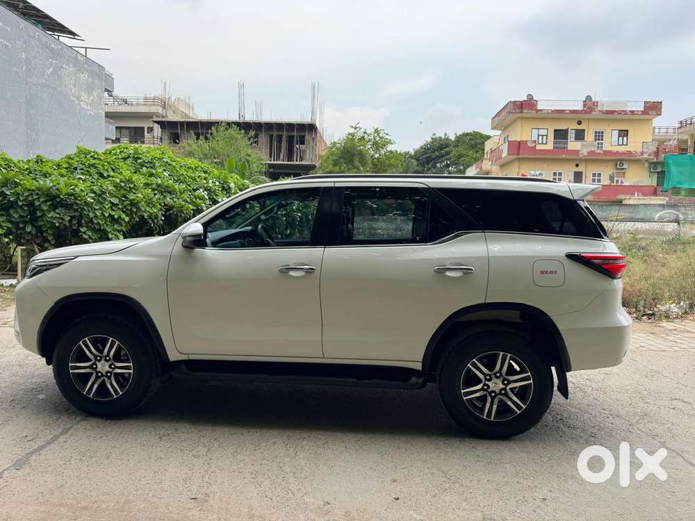 Toyota Fortuner 3.0 4x2 Automatic, 2022, Diesel
