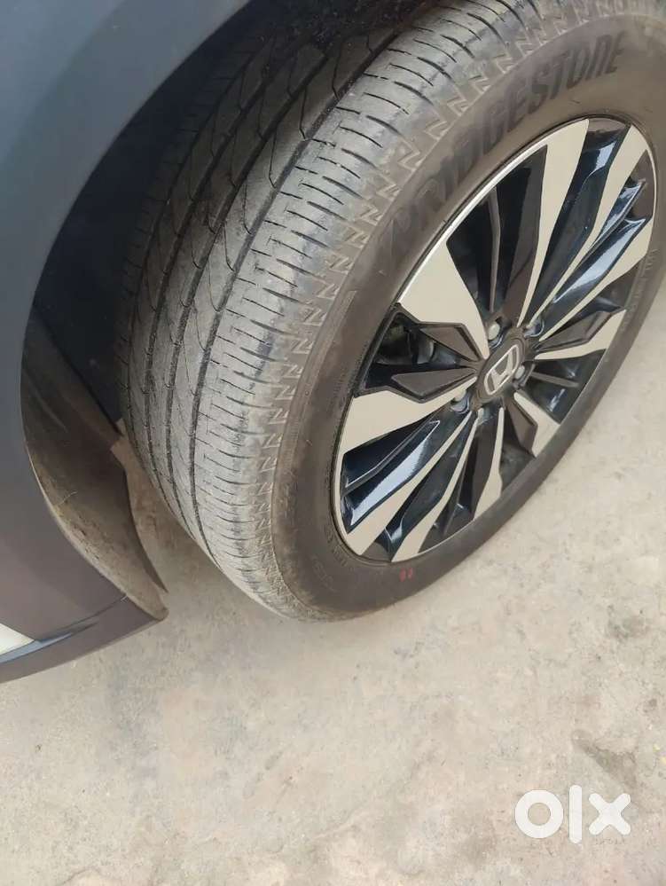 Honda Elevate 2024 Petrol Well Maintained