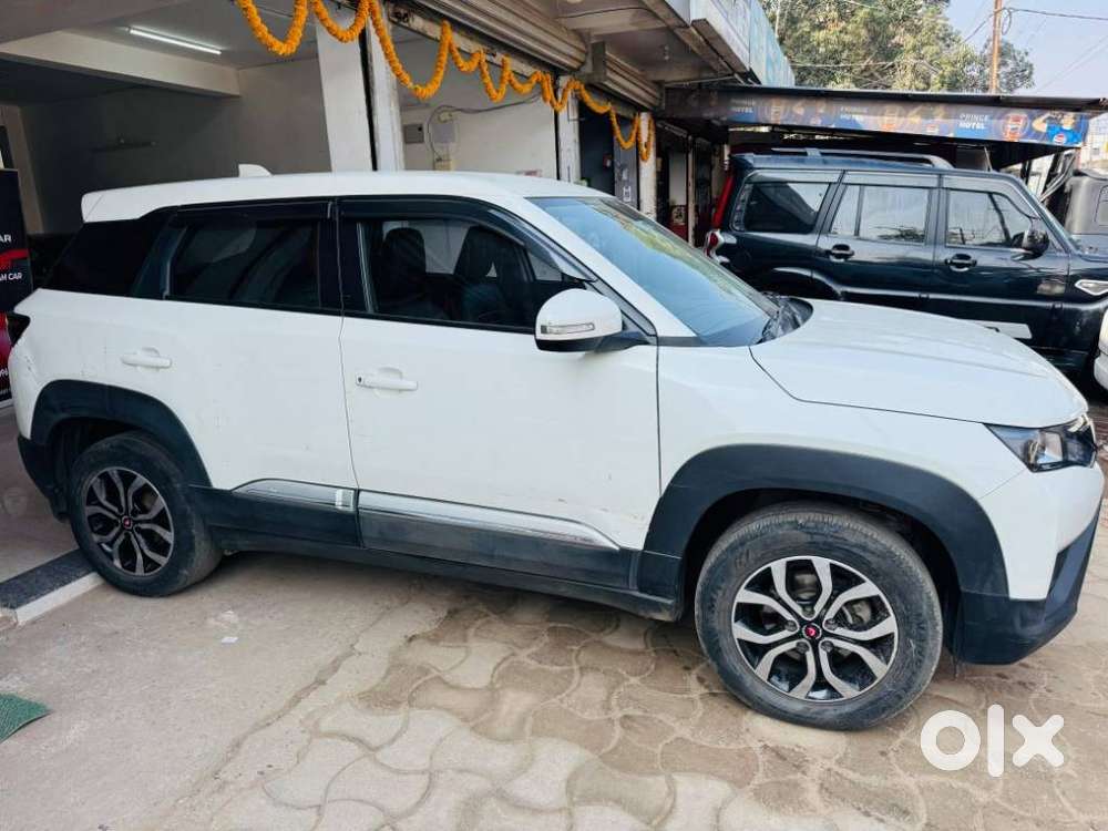 Maruti Suzuki Brezza 1.5 Lxi Smart Hybrid, 2022, Petrol