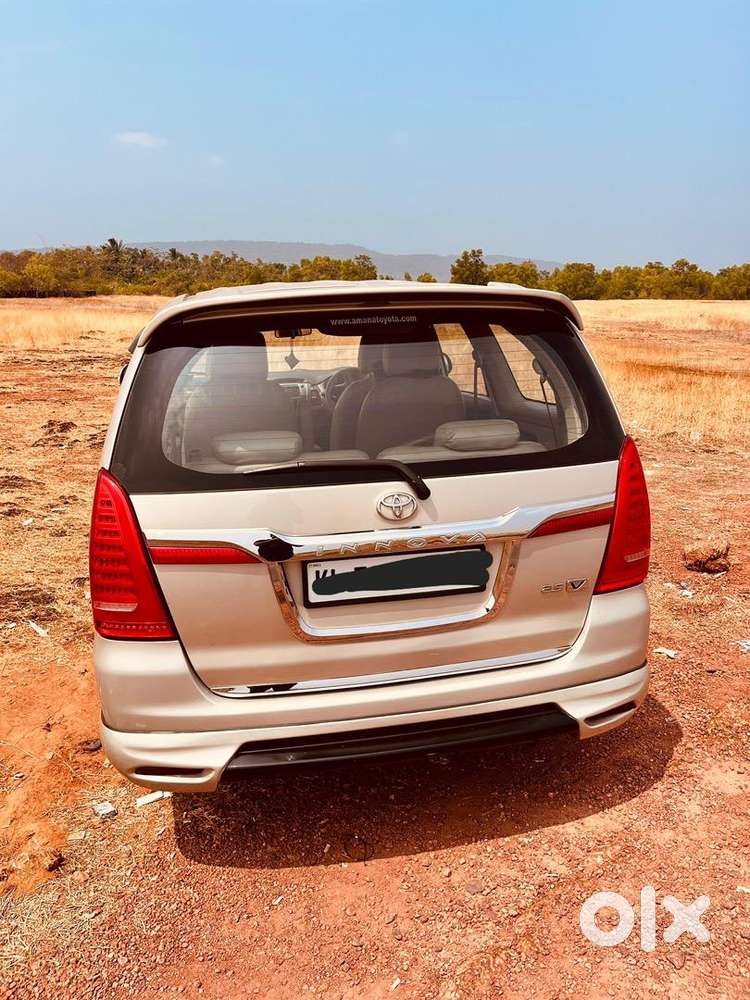 Toyota Innova 2015 Well Maintained