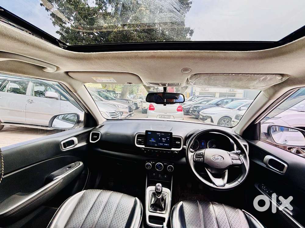 Hyundai Venue Sx Dual Tone Turbo, 2020, Diesel