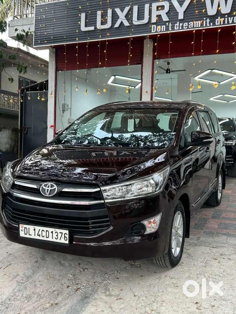 Toyota Innova Crysta 2017 Diesel Well Maintained