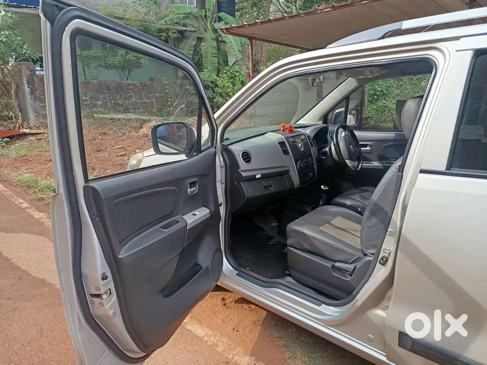 Single Owner, Lady Driven Car, Well Maintained