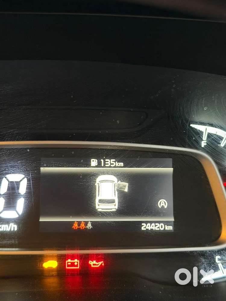 Kia Sonet 2024 Petrol Well Maintained