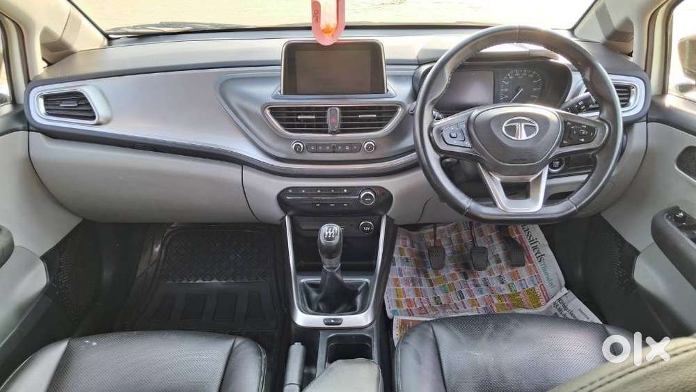 Tata Altroz 1.2 Xz (o), 2020, Petrol
