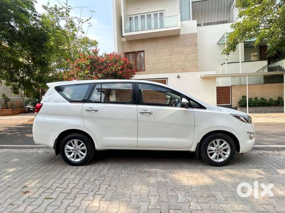 Toyota Innova Crysta 2.4 Vx Mt, 2019, Diesel