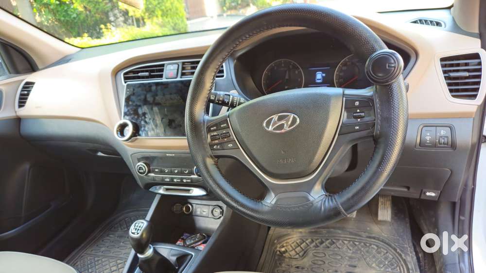 Hyundai I20 Asta (o) 1.2 Ivt, 2018, Petrol