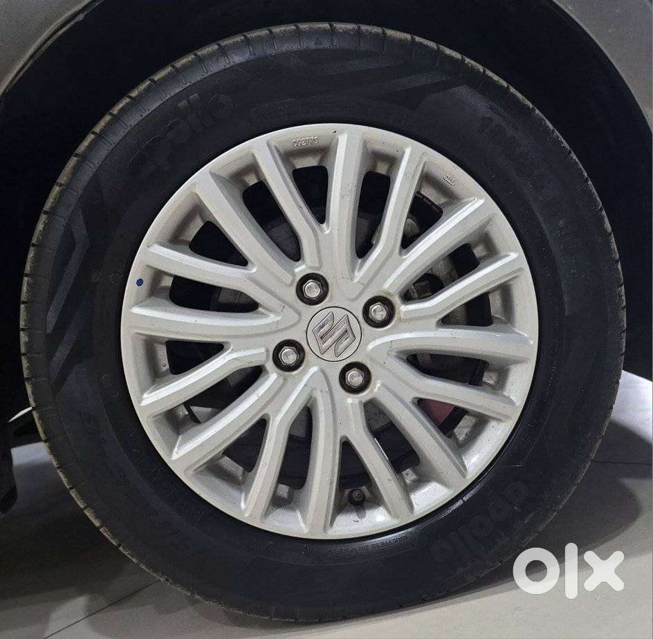 Maruti Suzuki Swift Dzire 1.3 Zxi, 2023, Petrol