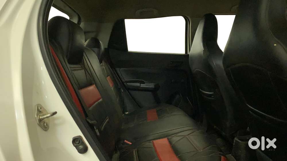 Maruti Suzuki Swift Vvt Lxi, 2022, Petrol