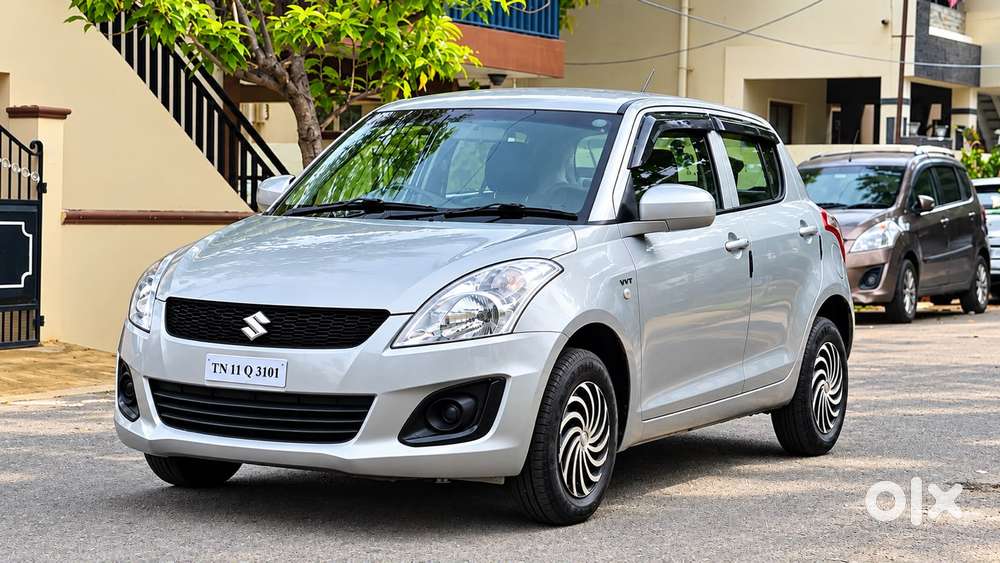 Maruti Suzuki Swift Lxi Option, 2015, Petrol