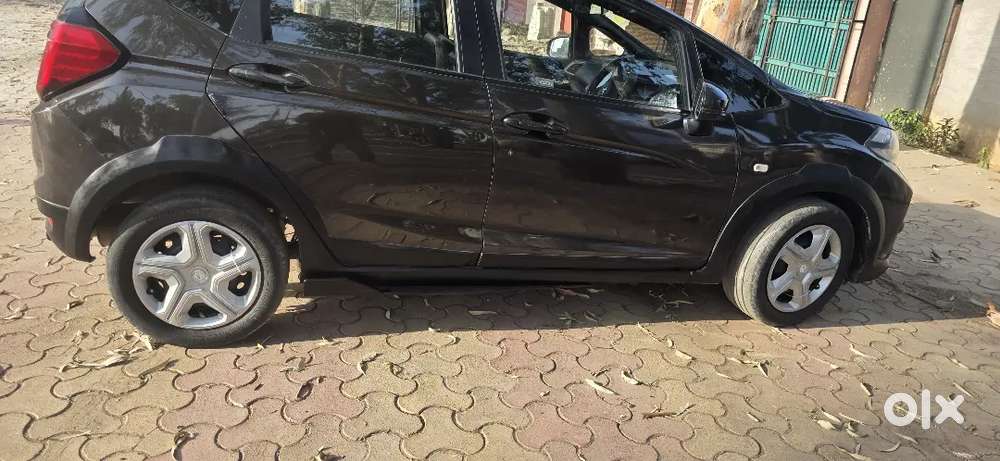Honda Wr-v 2017 Petrol 70000 Km Driven