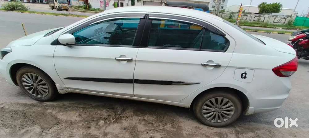 Neatly Maintend Car With Cng@petrol And Cng Gives 30 Km Millage