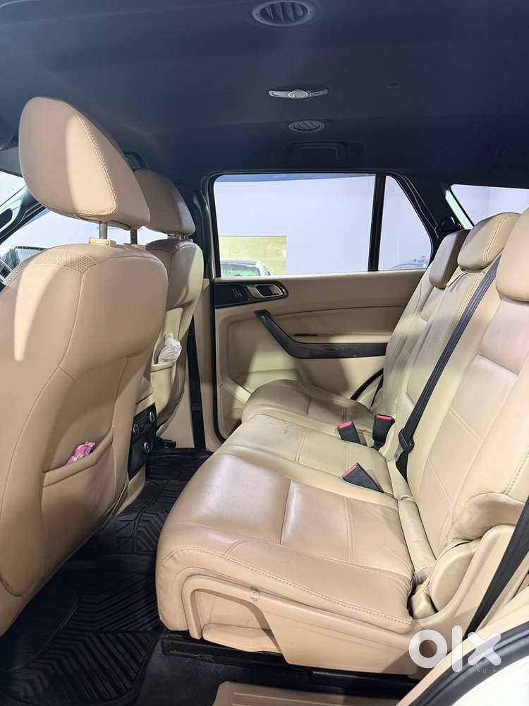 Ford Endeavour 2016 Diesel 93000 Km