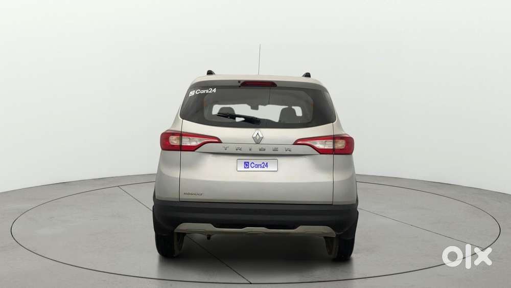 Renault Triber Rxz, 2024, Petrol