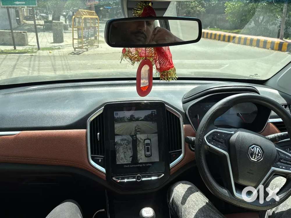 Mg Hector Plus 2022 Sharp Pro