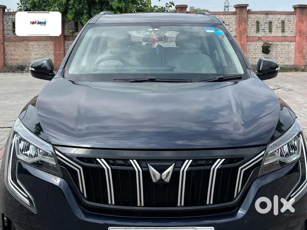 Mahindra Xuv700 2.0 Ax 5 Petrol Mt 7 Str, 2022, Petrol