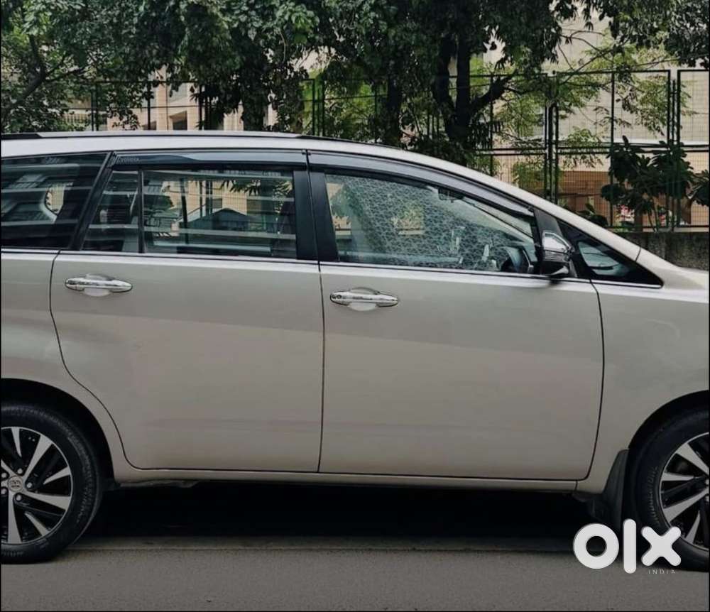 Toyota Innova Crysta [2020-ongoing] 2.4 Zx At 7 Str, 2022, Petrol