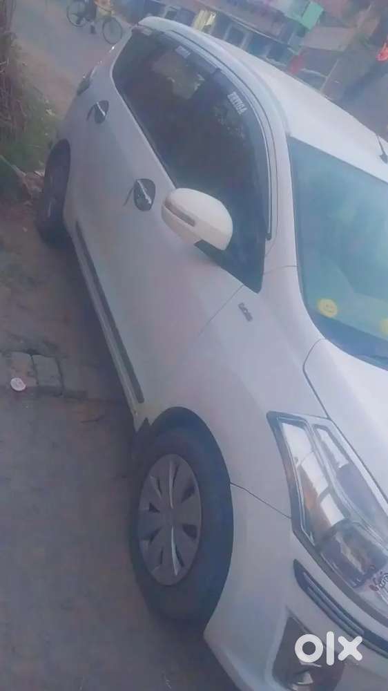 Gari Me Koi Kam Nhi H