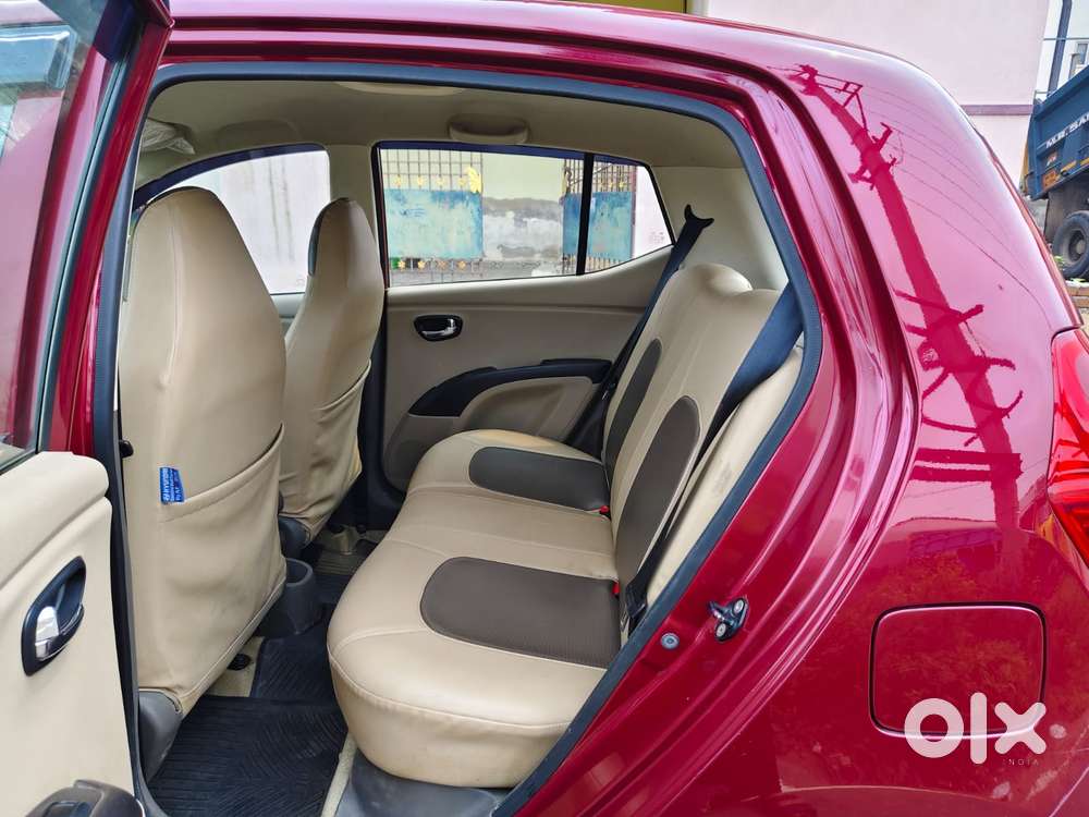 Hyundai I10 Sportz, 2015, Petrol