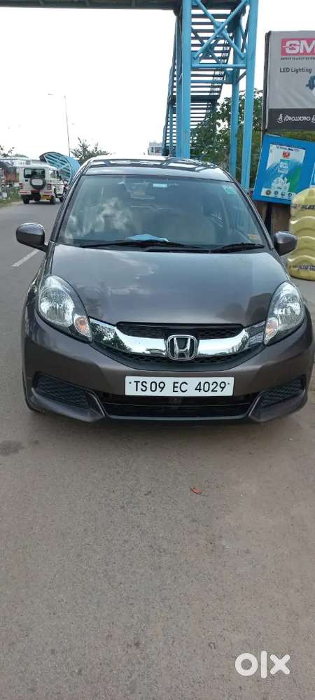 Honda Mobilio Petrol 2014 Variant