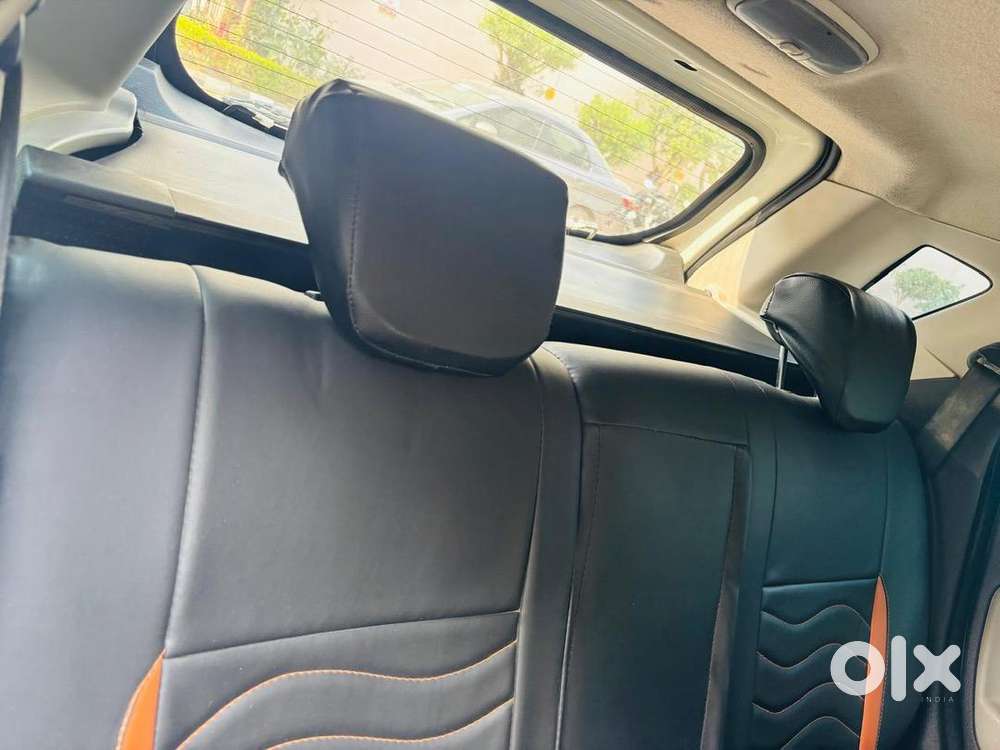 Up 32 Model 2014 K.m. 128000