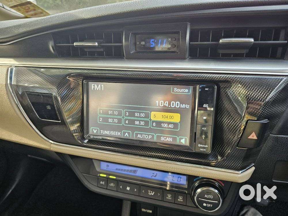 Toyota Corolla Altis Gl, 2014, Petrol