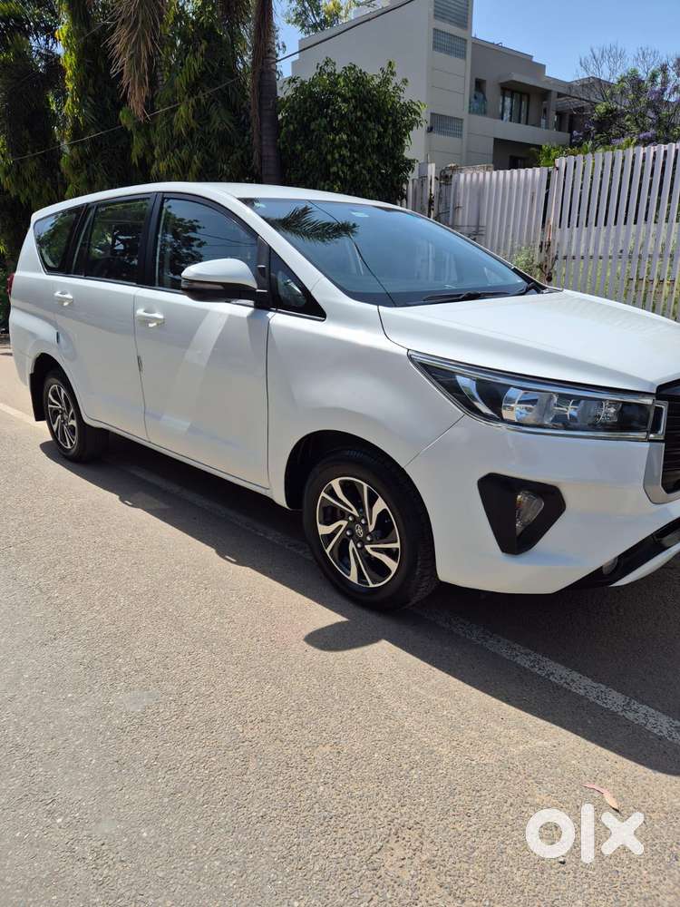 Toyota Innova Crysta [2020-ongoing] 2.4 Gx At 7 Str, 2022, Petrol
