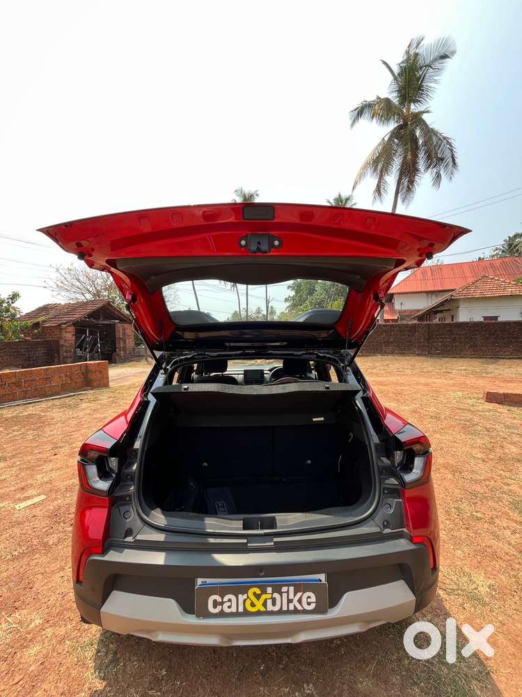 Renault Kiger, 2023, Petrol