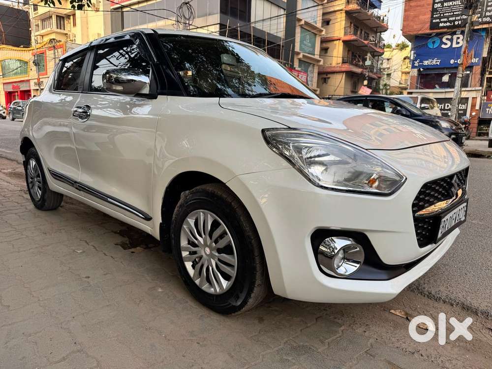 Maruti Suzuki Swift Vxi + Manual, 2022, Petrol